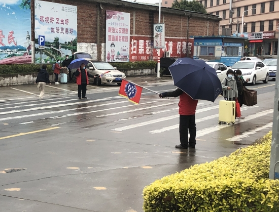 已處理13  古勞中學(xué)教師、家長義工護(hù)學(xué).jpg