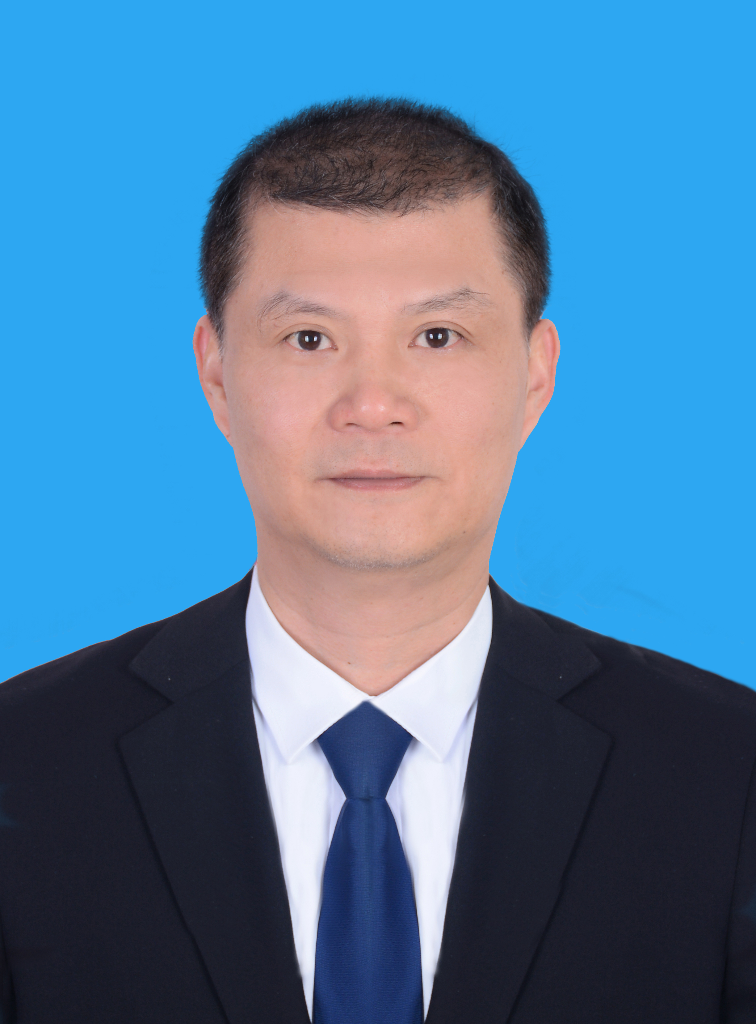 陳世杰（藍底）.jpg